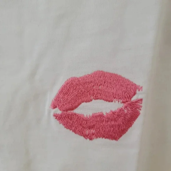 Nine West Embroidered Tee NWT - Picture 5 of 7